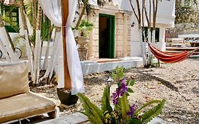 Villa Mohana